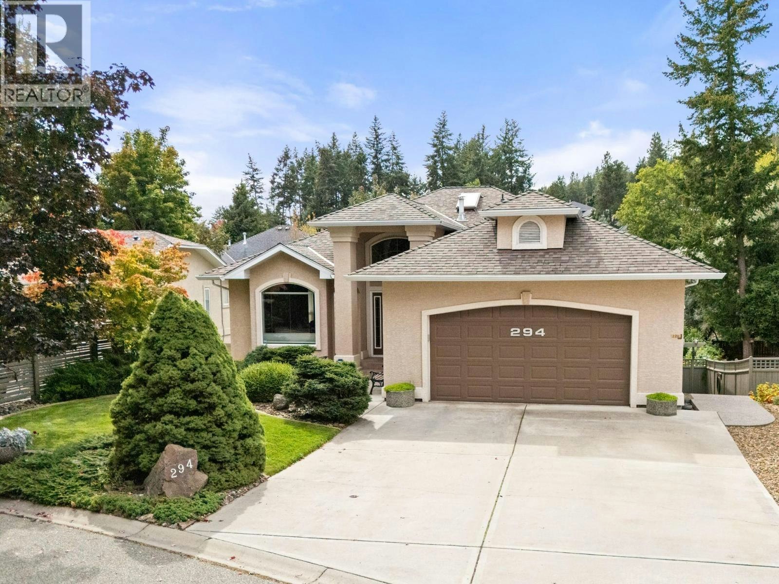 294 Knightsbridge Way, Kelowna, BC, V1V 2A9