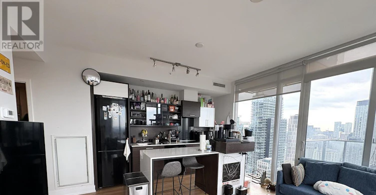 3204-75 St Nicholas Street, Toronto, ON, M4Y 0A5 - 6