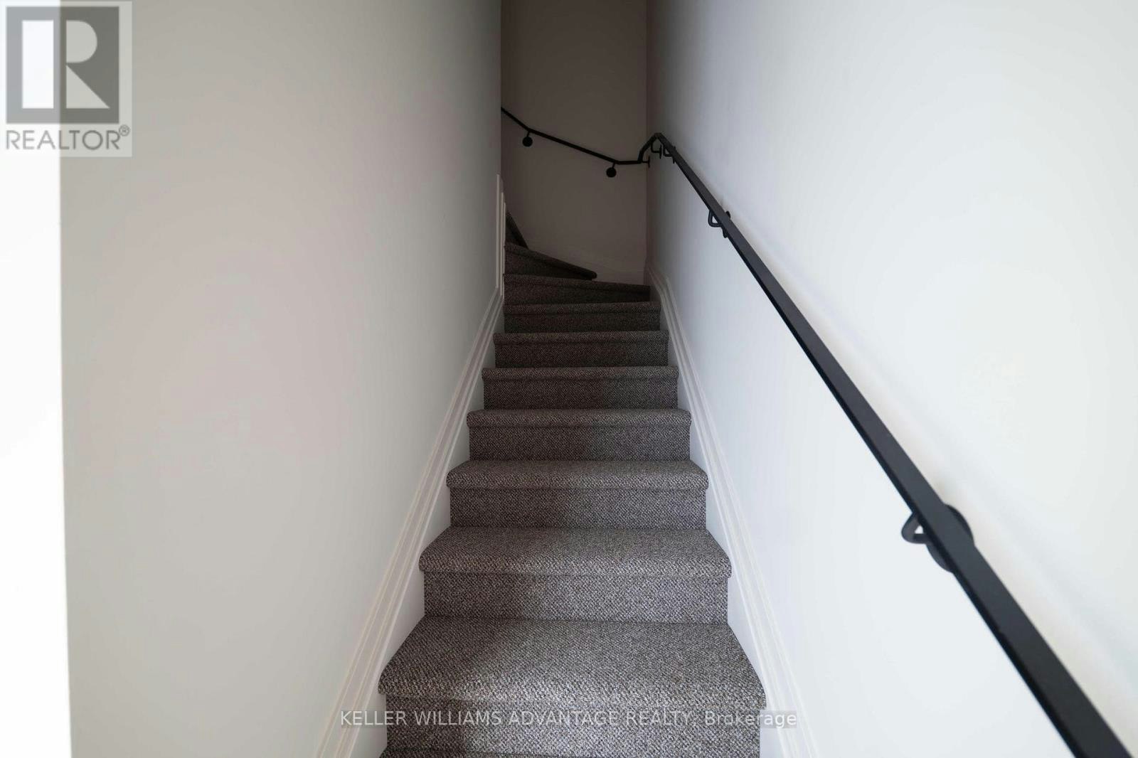 5-23 Ross Street, Toronto, ON, M5T 1Z8 - 6