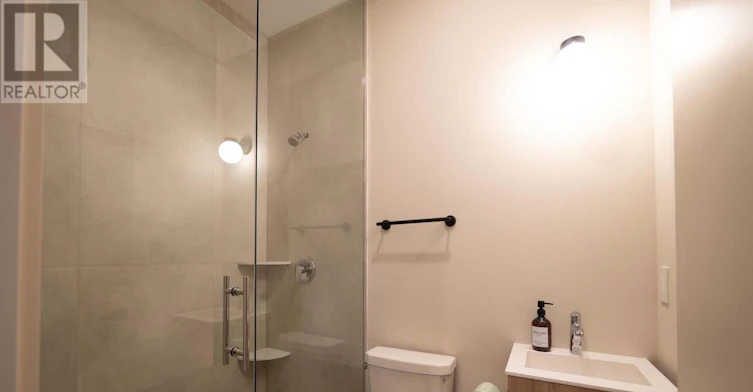 5-23 Ross Street, Toronto, ON, M5T 1Z8 - 5