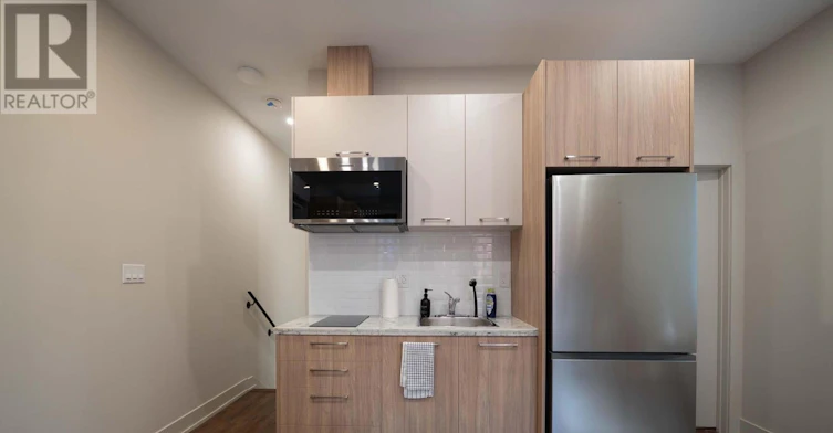 5-23 Ross Street, Toronto, ON, M5T 1Z8 - 2