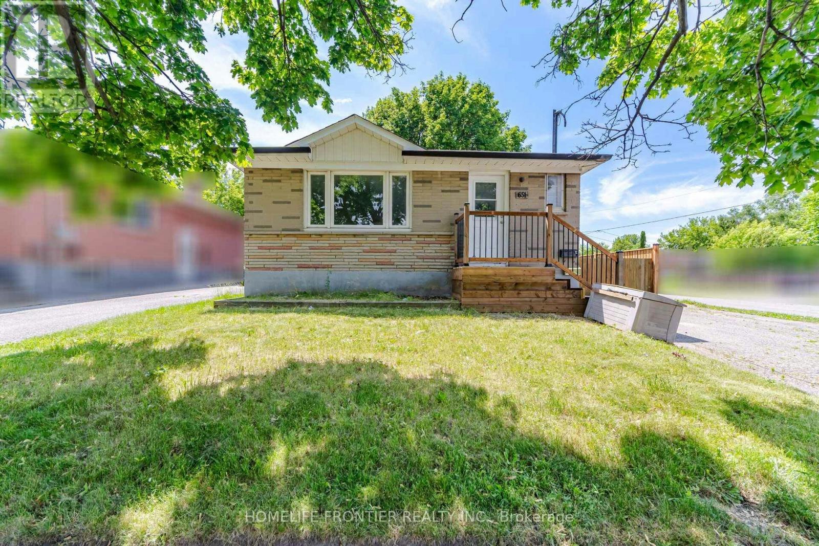 651 Olive Avenue, Oshawa, ON, L1H 2R9