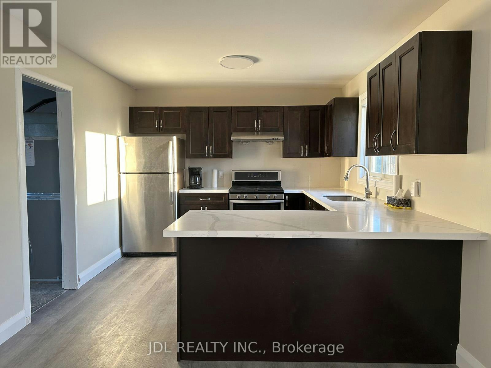 2-83 Cooks Bay Drive, Georgina, ON, L4P 1M2 - 10