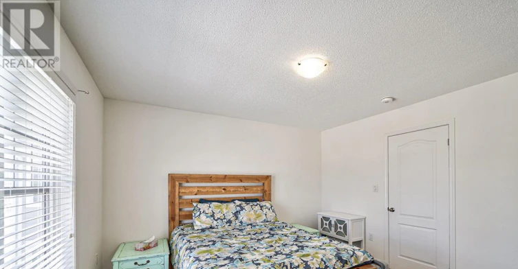 59 Shelburne Avenue, Wasaga Beach, ON, L9Z 0J4 - 35
