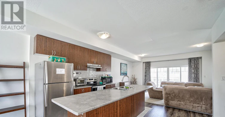 59 Shelburne Avenue, Wasaga Beach, ON, L9Z 0J4 - 26