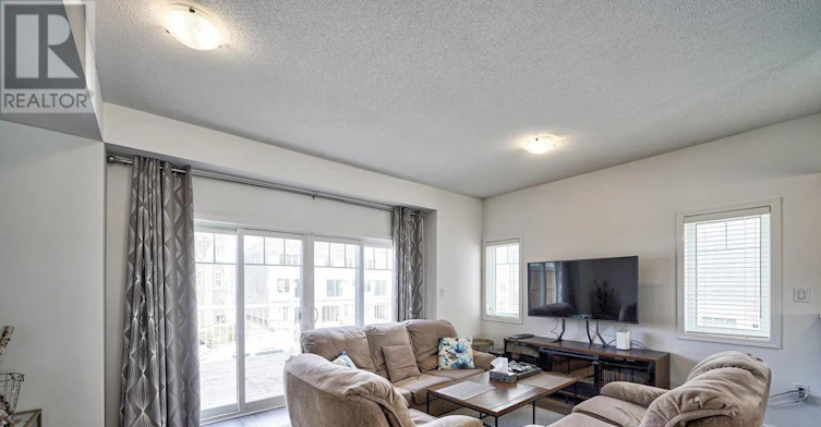 59 Shelburne Avenue, Wasaga Beach, ON, L9Z 0J4 - 14