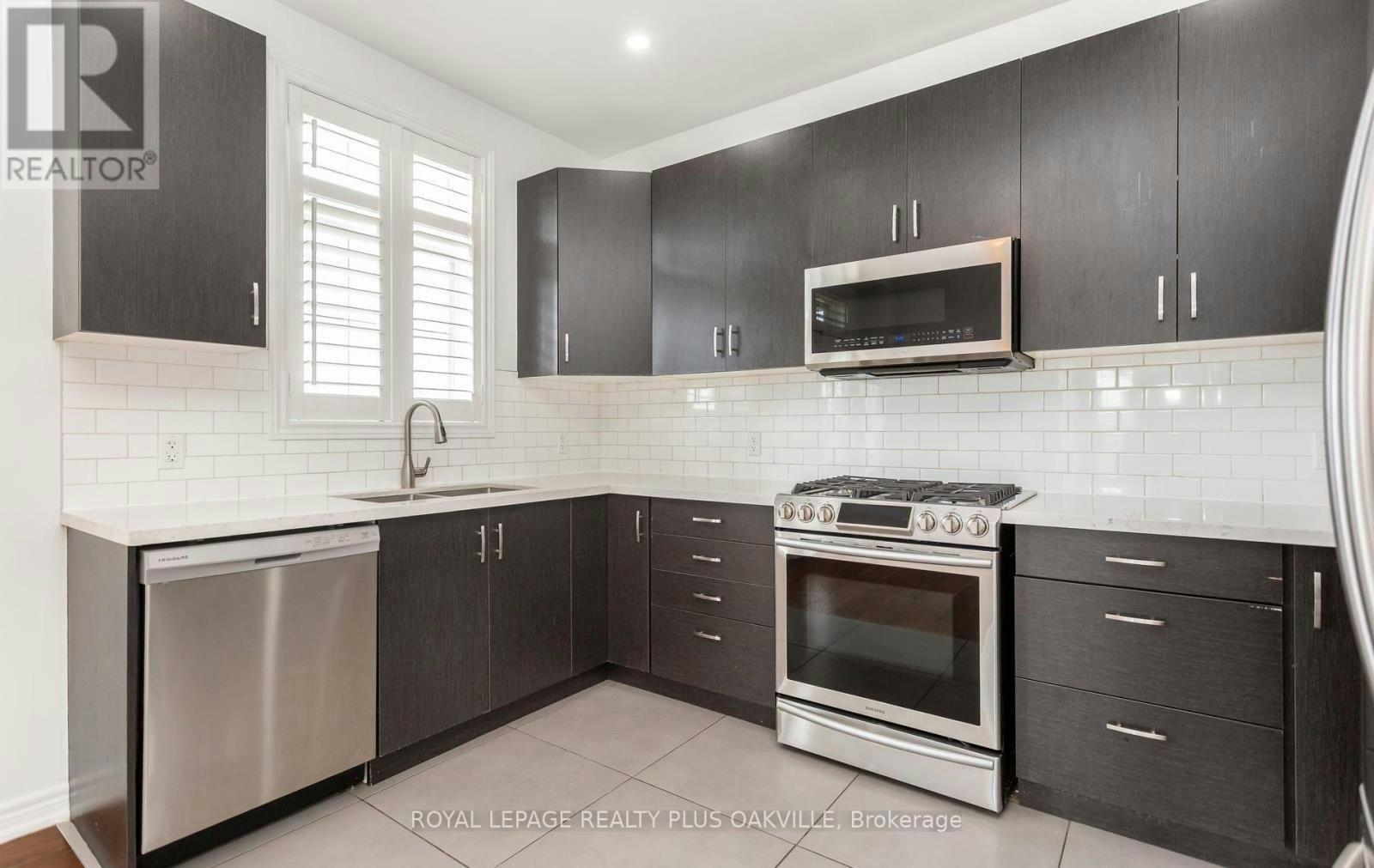 2386 Natasha Circle, Oakville, ON, L6M 1P2 - 13