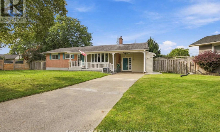 6 Glengrove Circle