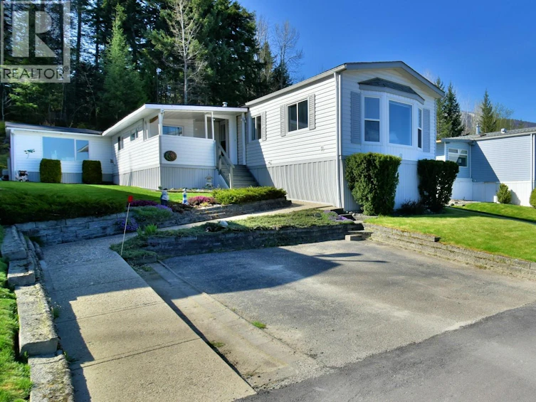 8-1420 Trans Canada Highway, Sorrento, BC, V0E 2W0