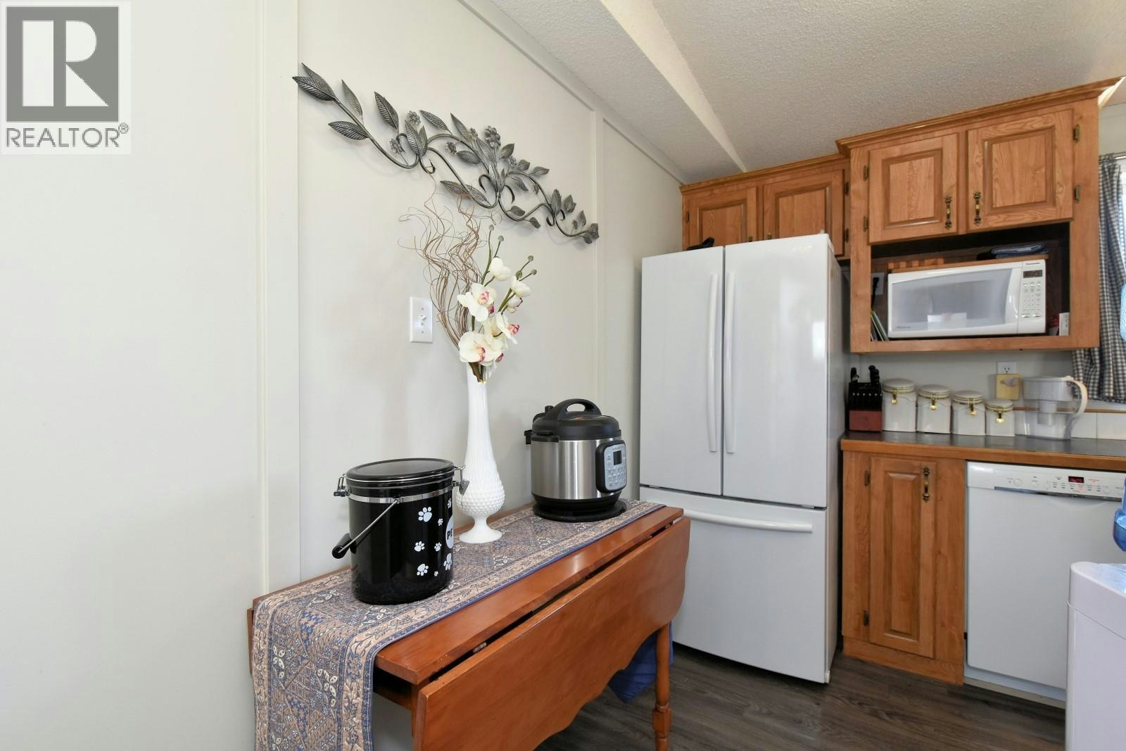 8-1420 Trans Canada Highway, Sorrento, BC, V0E 2W0 - 8