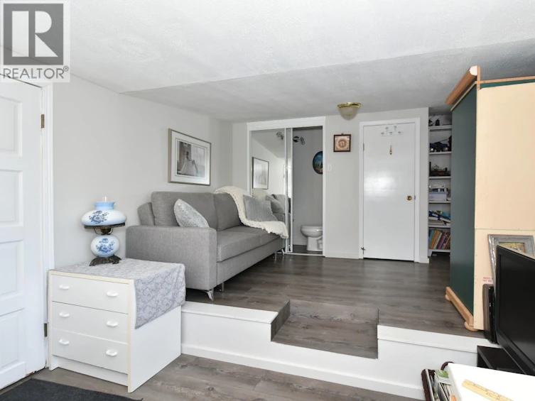 8-1420 Trans Canada Highway, Sorrento, BC, V0E 2W0 - 34