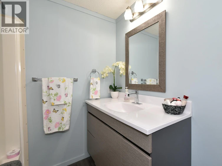 8-1420 Trans Canada Highway, Sorrento, BC, V0E 2W0 - 26