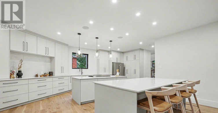 218 Woodland Avenue, Ottawa, ON, K2B 5C9 - 17