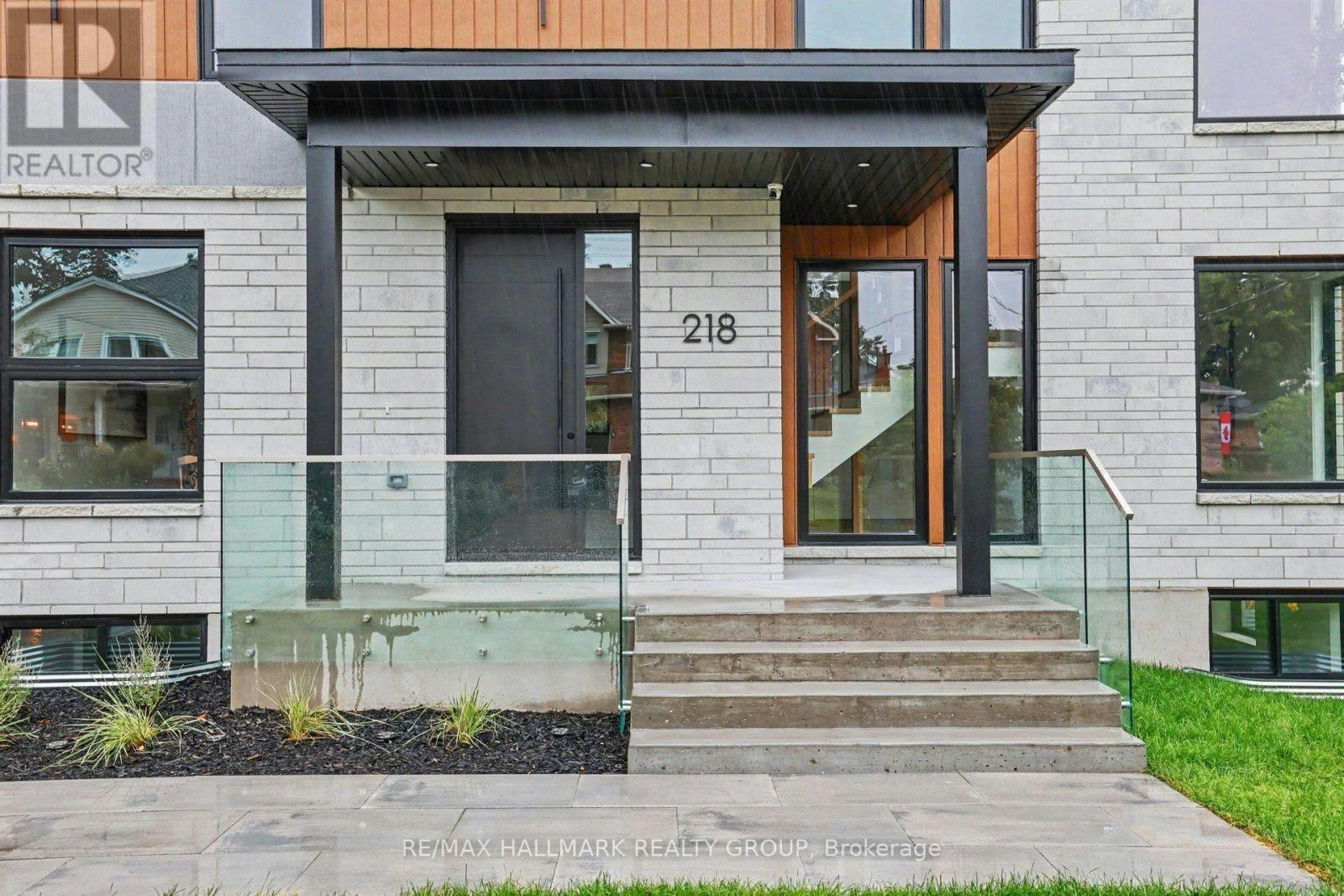 218 Woodland Avenue, Ottawa, ON, K2B 5C9 - 5