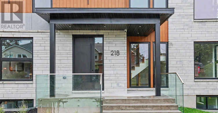 218 Woodland Avenue, Ottawa, ON, K2B 5C9 - 5
