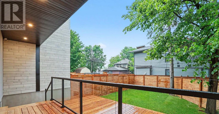 218 Woodland Avenue, Ottawa, ON, K2B 5C9 - 14
