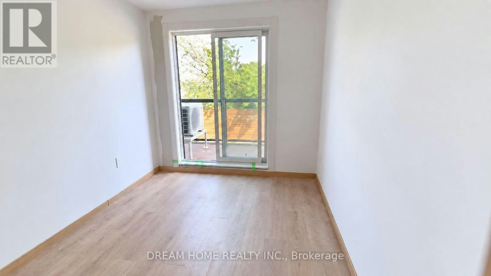 C2-203-3427 Sheppard Avenue E, Toronto, ON, M1T 0C5 - 4