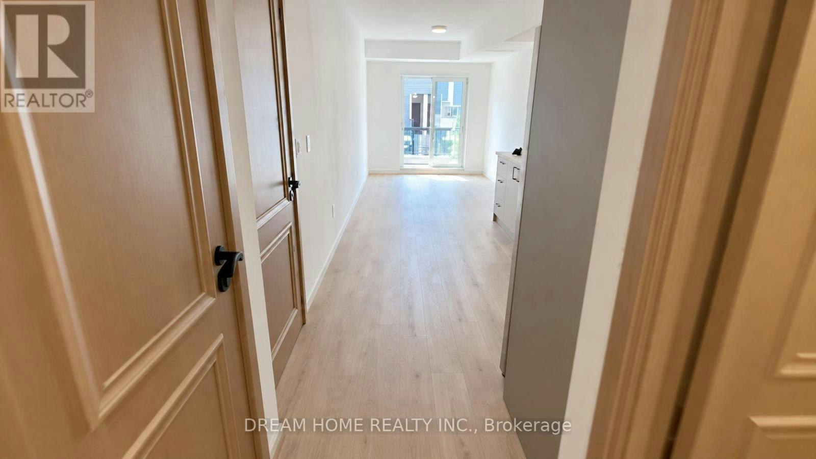 C2-203-3427 Sheppard Avenue E, Toronto, ON, M1T 0C5 - 9