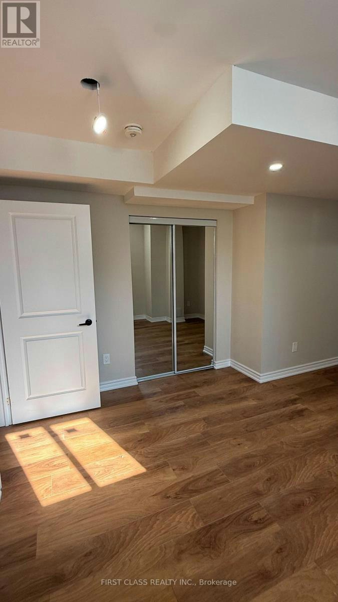 LOWER-49 Mountainside Crescent, Whitby, ON, L1R 0P4 - 6