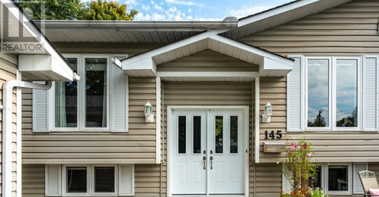 MAIN-145 Carlson Drive, Newmarket, ON, L3Y 3H1 - 4