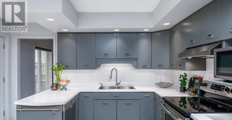 MAIN-145 Carlson Drive, Newmarket, ON, L3Y 3H1 - 21
