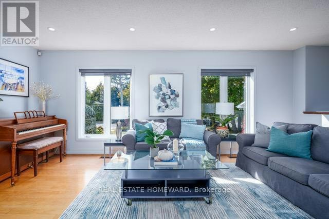 MAIN-145 Carlson Drive, Newmarket, ON, L3Y 3H1 - 16