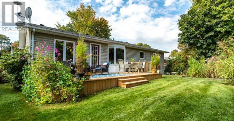 MAIN-145 Carlson Drive, Newmarket, ON, L3Y 3H1 - 24