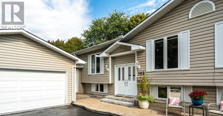 MAIN-145 Carlson Drive, Newmarket, ON, L3Y 3H1 - 3