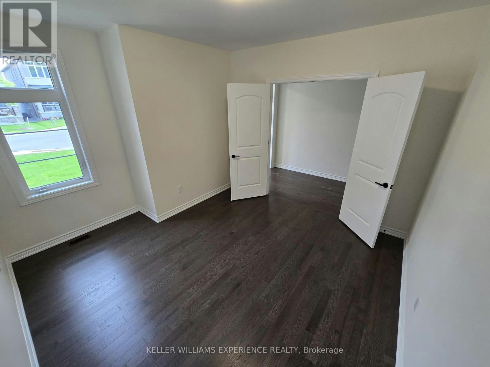 56 Lazarette Lane, East Gwillimbury, ON, L9N 0V6 - 5