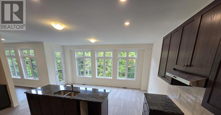56 Lazarette Lane, East Gwillimbury, ON, L9N 0V6 - 10