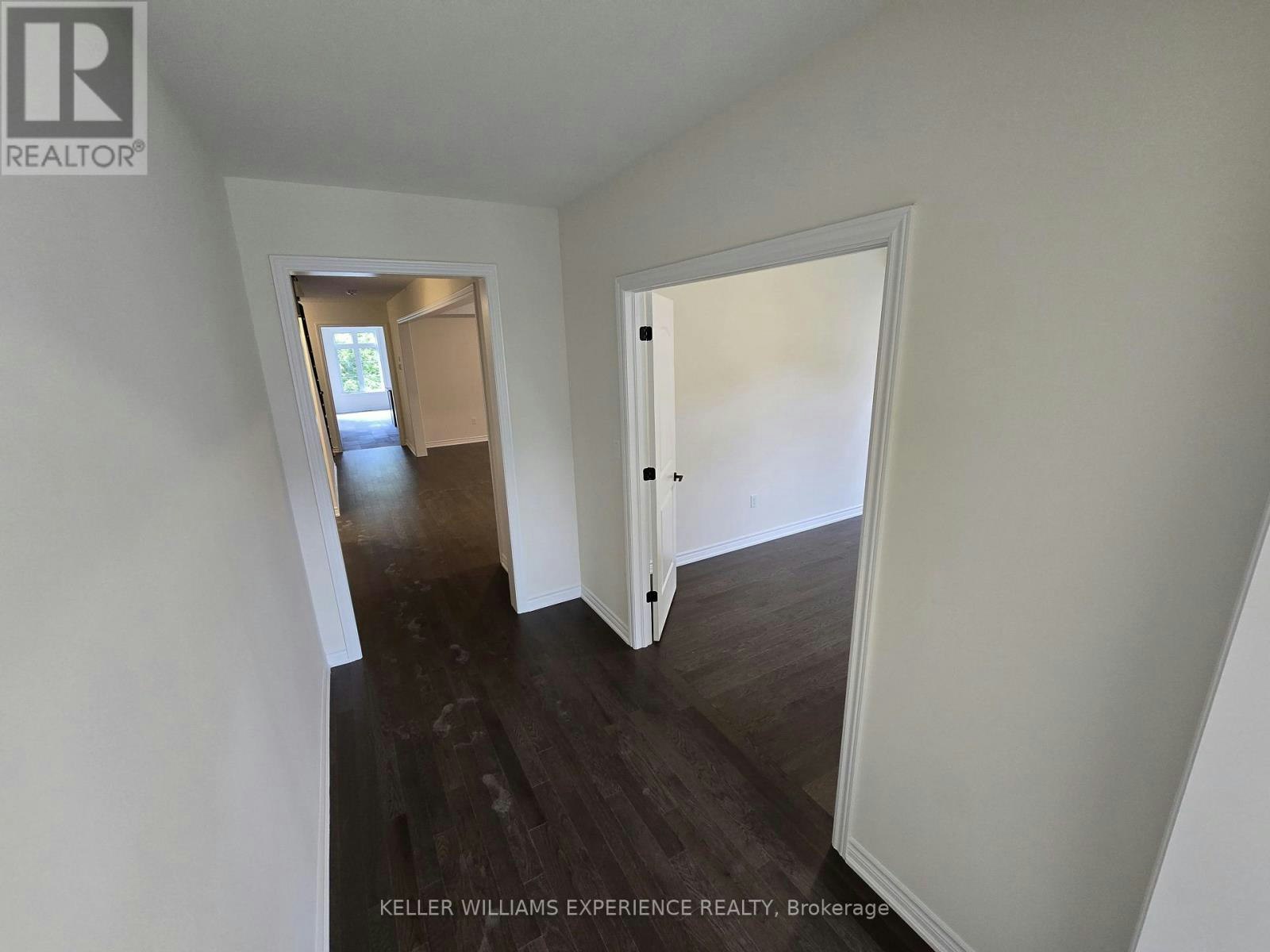 56 Lazarette Lane, East Gwillimbury, ON, L9N 0V6 - 3