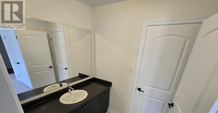 56 Lazarette Lane, East Gwillimbury, ON, L9N 0V6 - 35
