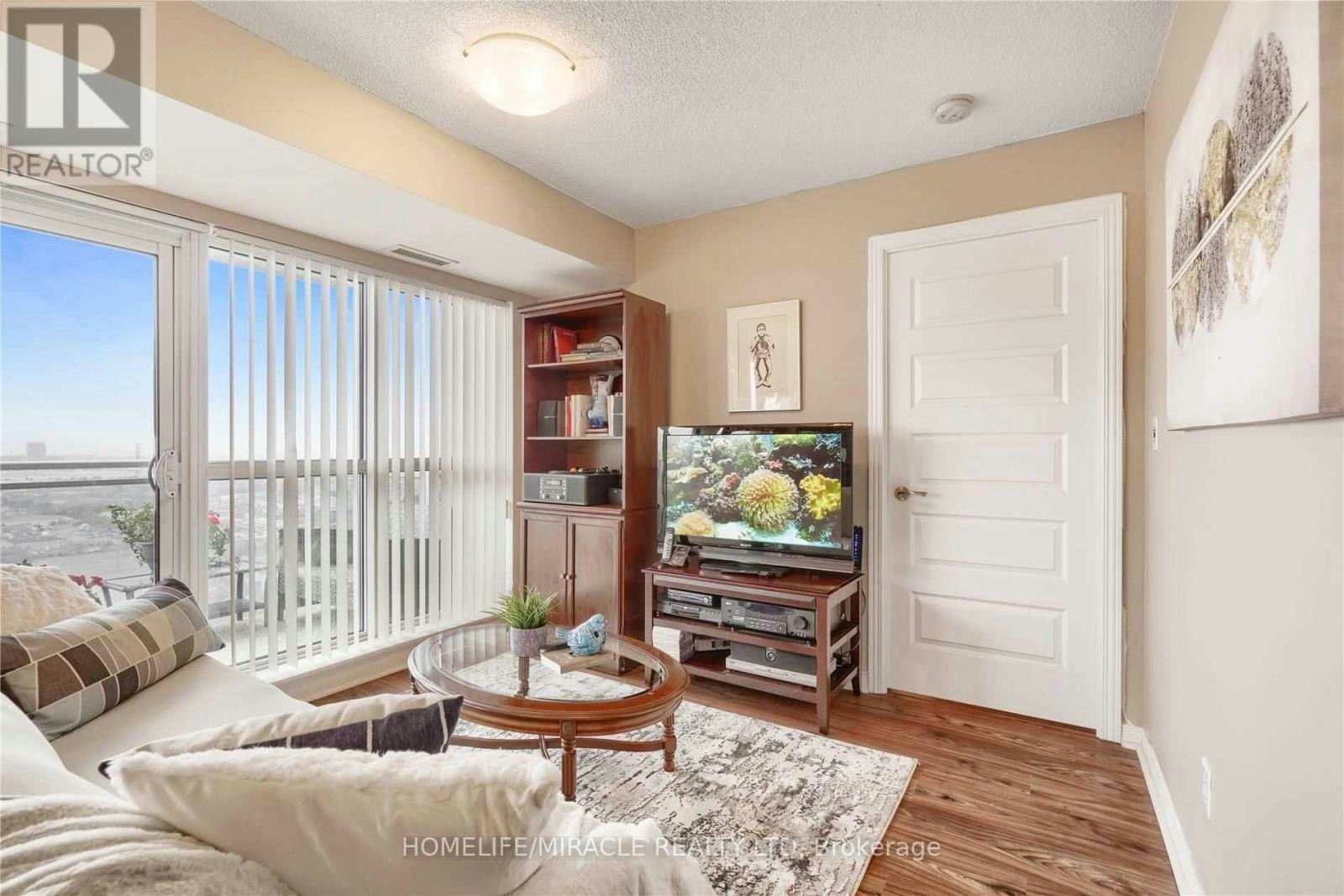 2201-215 Queen Street E, Brampton, ON, L6W 0A9 - 5
