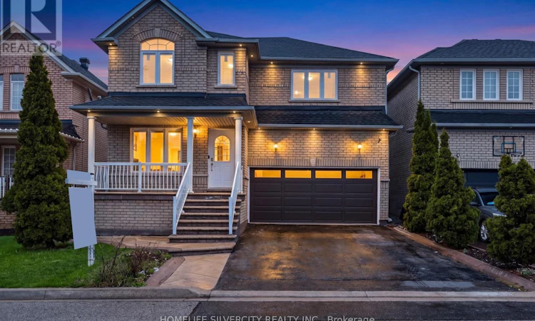 29 Beachpoint Boulevard