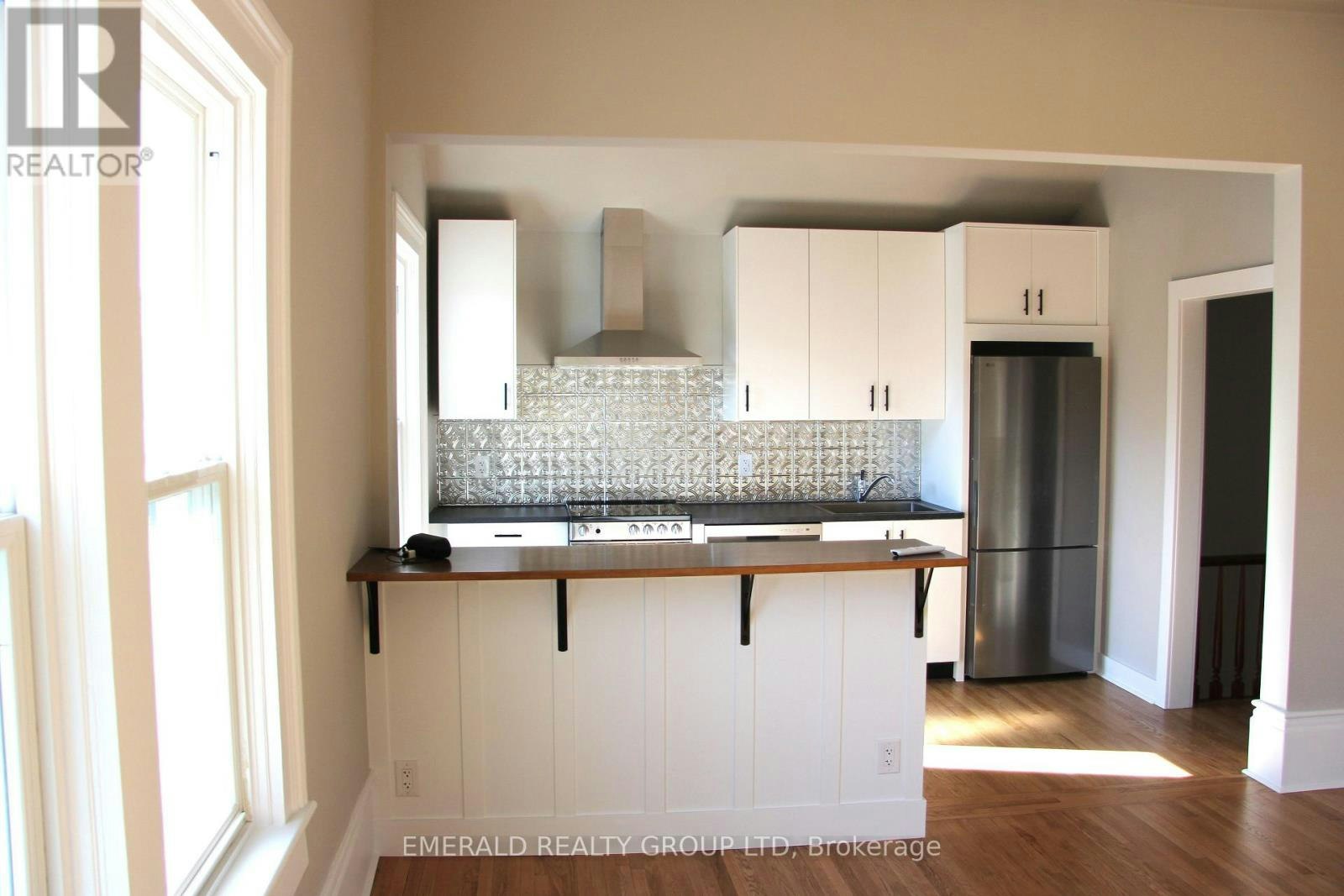 UPPER-7 Ormond Street S, Thorold, ON, L2V 1Y2 - 11