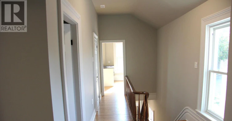 UPPER-7 Ormond Street S, Thorold, ON, L2V 1Y2 - 4