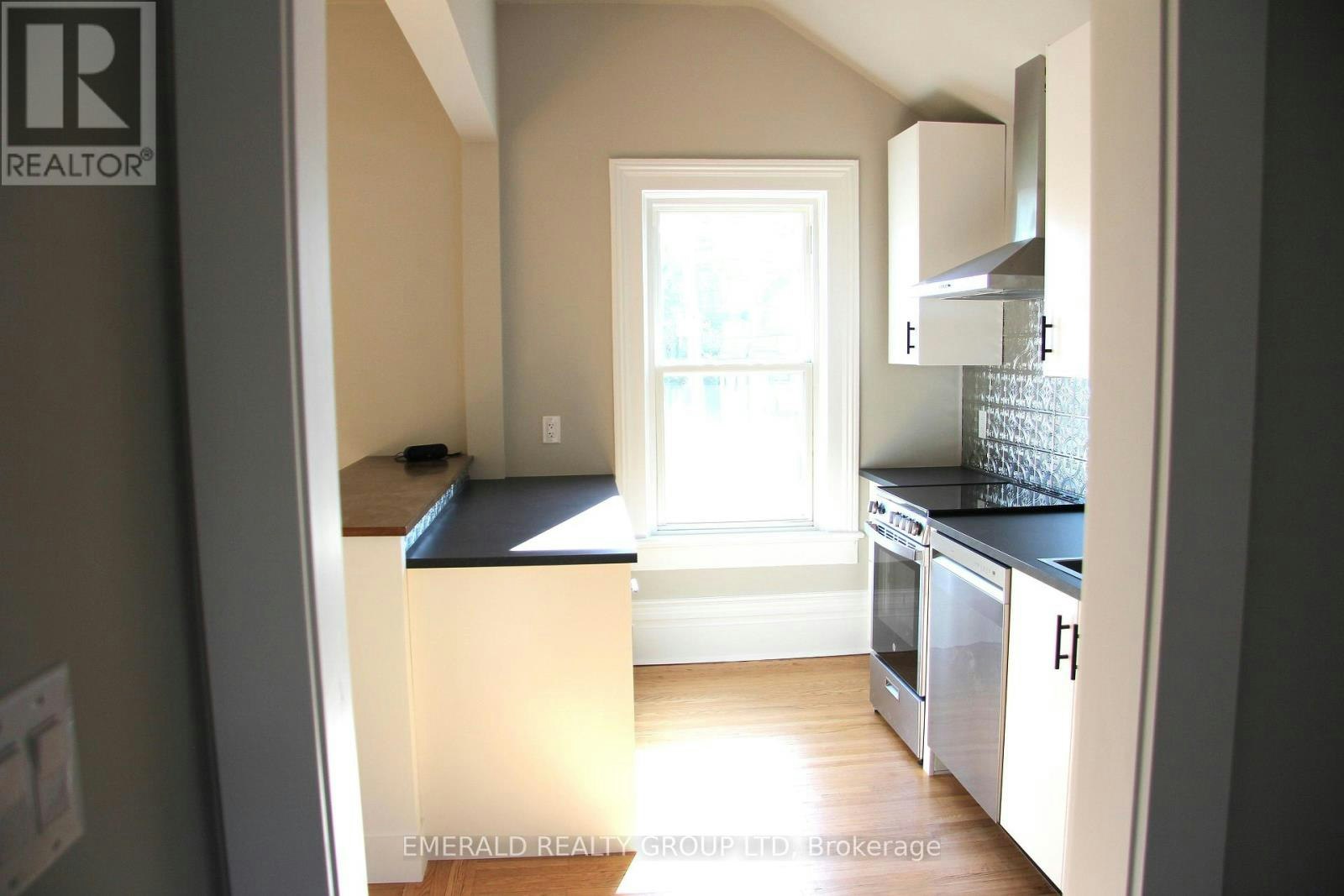 UPPER-7 Ormond Street S, Thorold, ON, L2V 1Y2 - 12