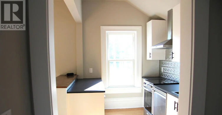 UPPER-7 Ormond Street S, Thorold, ON, L2V 1Y2 - 12