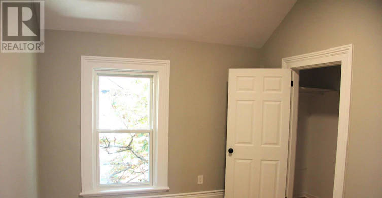 UPPER-7 Ormond Street S, Thorold, ON, L2V 1Y2 - 5