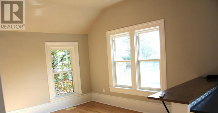 UPPER-7 Ormond Street S, Thorold, ON, L2V 1Y2 - 10