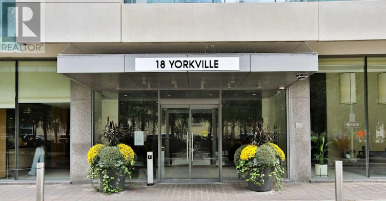 1004-18 Yorkville Avenue, Toronto, ON, M4W 3Y8 - 14