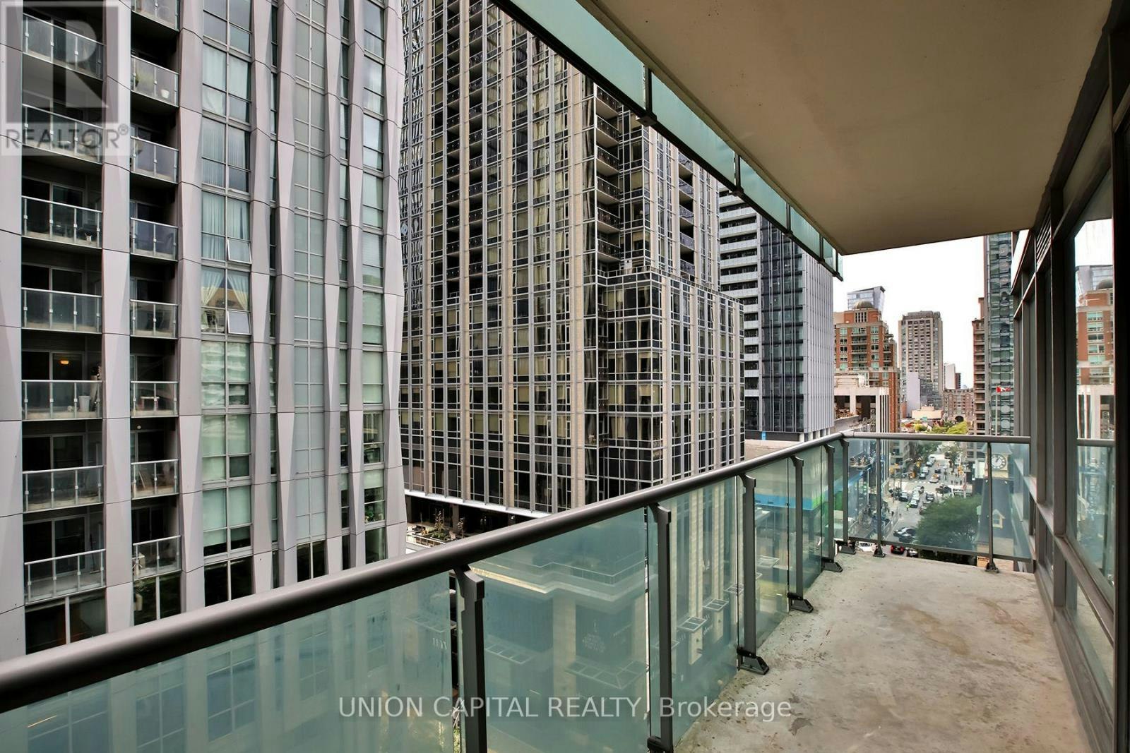 1004-18 Yorkville Avenue, Toronto, ON, M4W 3Y8 - 12