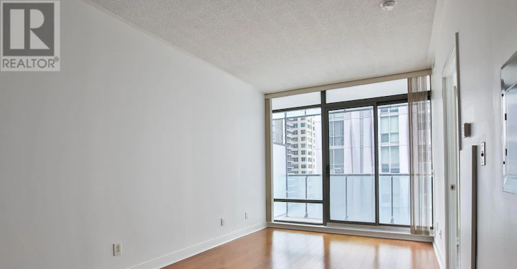1004-18 Yorkville Avenue, Toronto, ON, M4W 3Y8 - 5