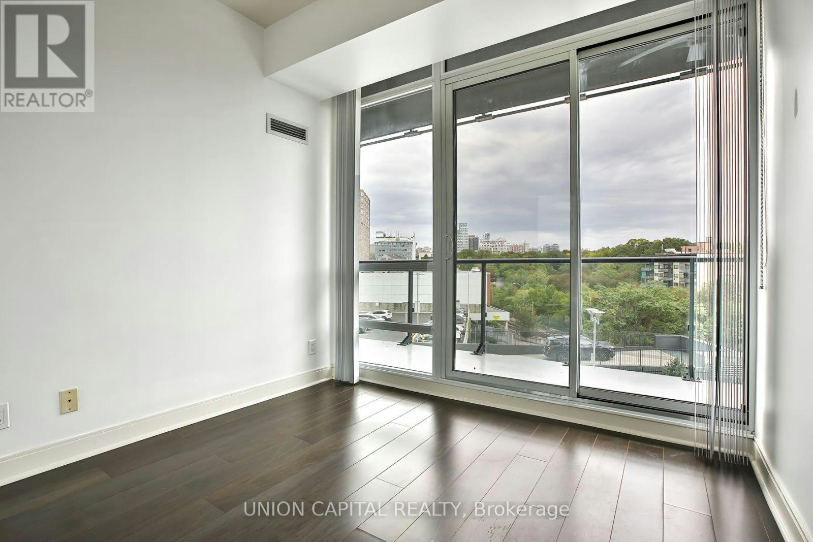 310-825 Church Street, Toronto, ON, M4W 3Z4 - 17