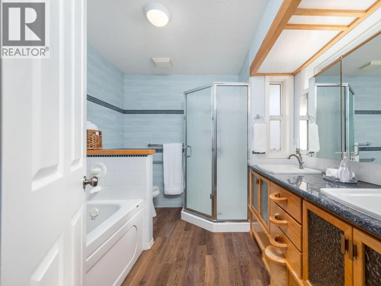 700 Mt York Drive, Coldstream, BC, V1B 3X2 - 28
