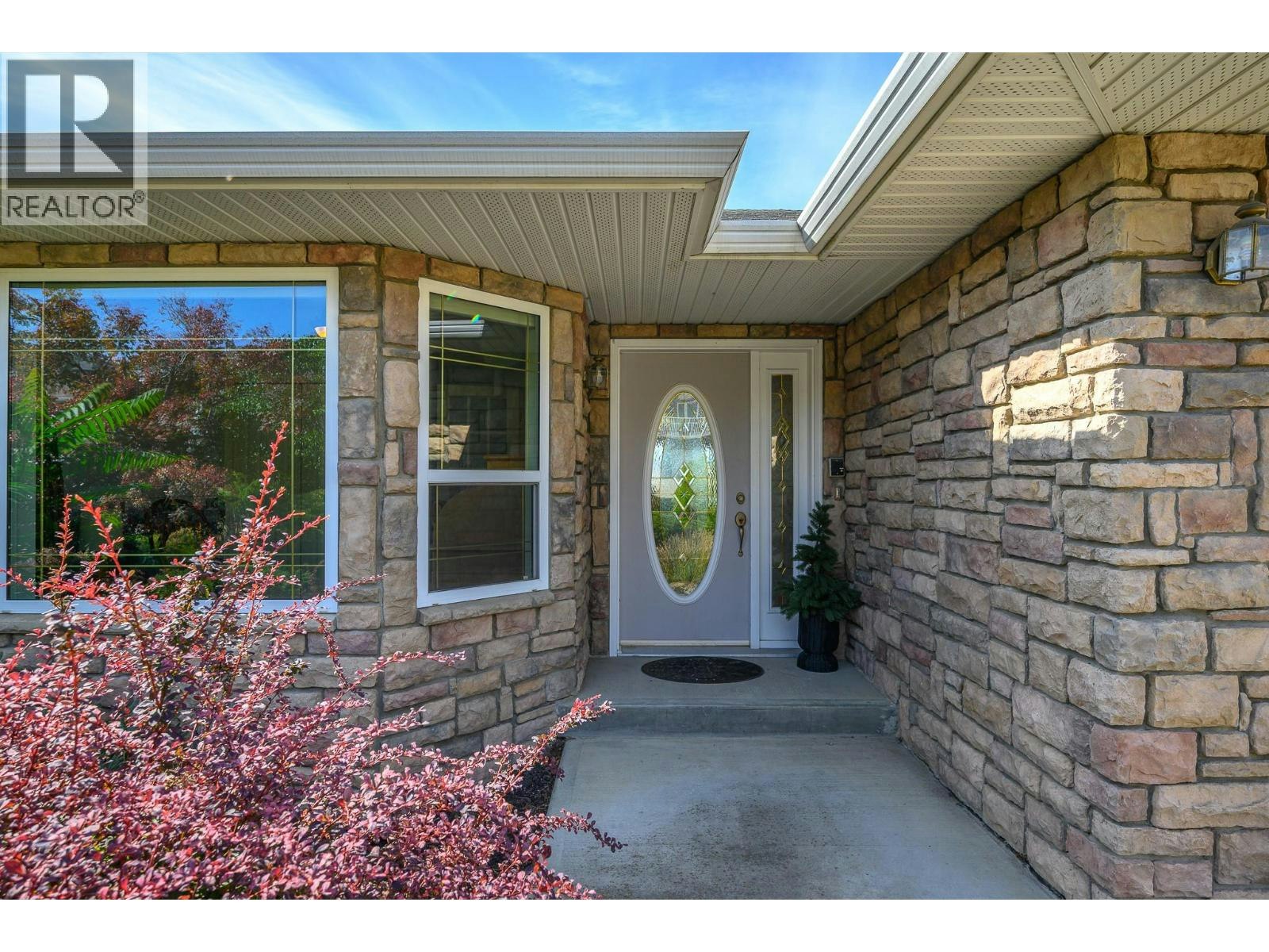 700 Mt York Drive - 5