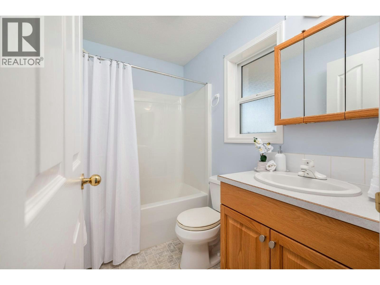 700 Mt York Drive, Coldstream, BC, V1B 3X2 - 39