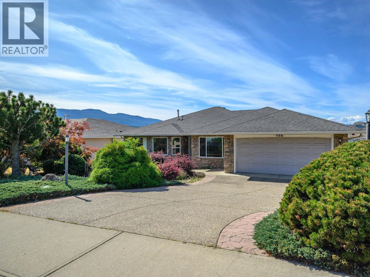 700 Mt York Drive, Coldstream, BC, V1B 3X2