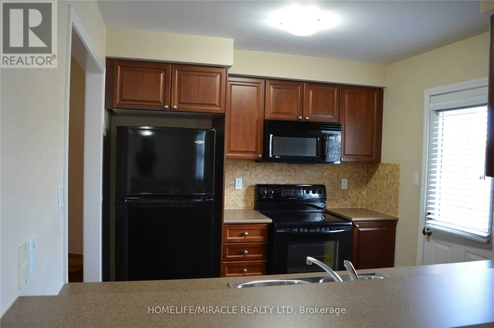 918 Burgess Gardens, Milton, ON, L9T 0K8 - 3