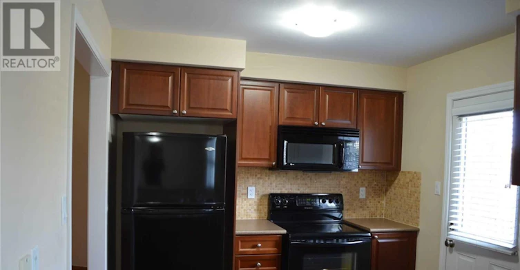 918 Burgess Gardens, Milton, ON, L9T 0K8 - 3